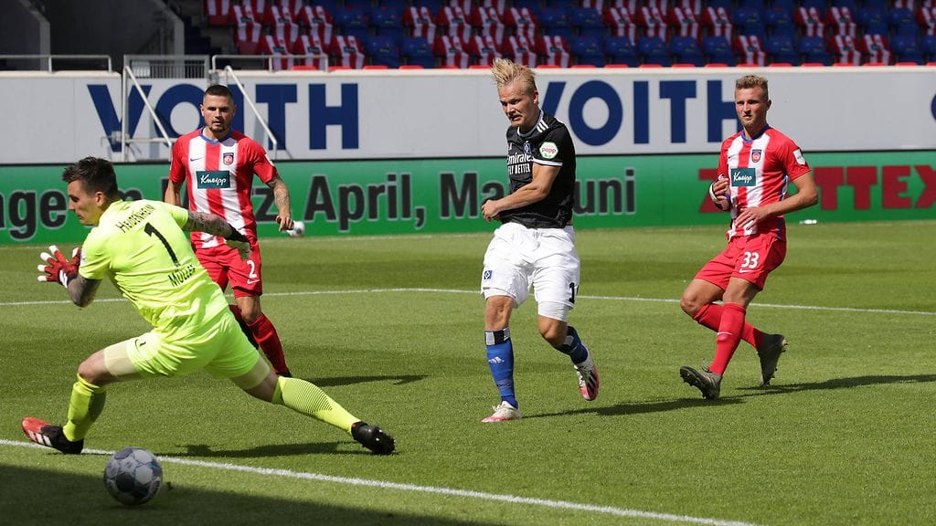 Joel Pohjanpalo teki ottelun avausmaalin.