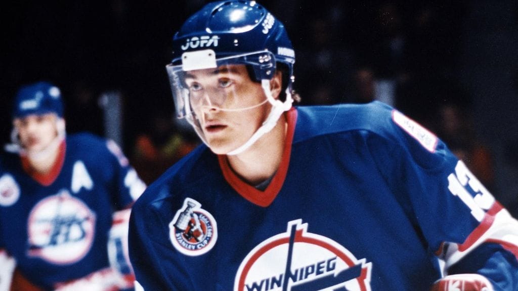 Teemu Selänne täyttää 50 vuotta! Nämä kohokohdat kiekkolegendan uralta saavat aikaan kylmät väreet