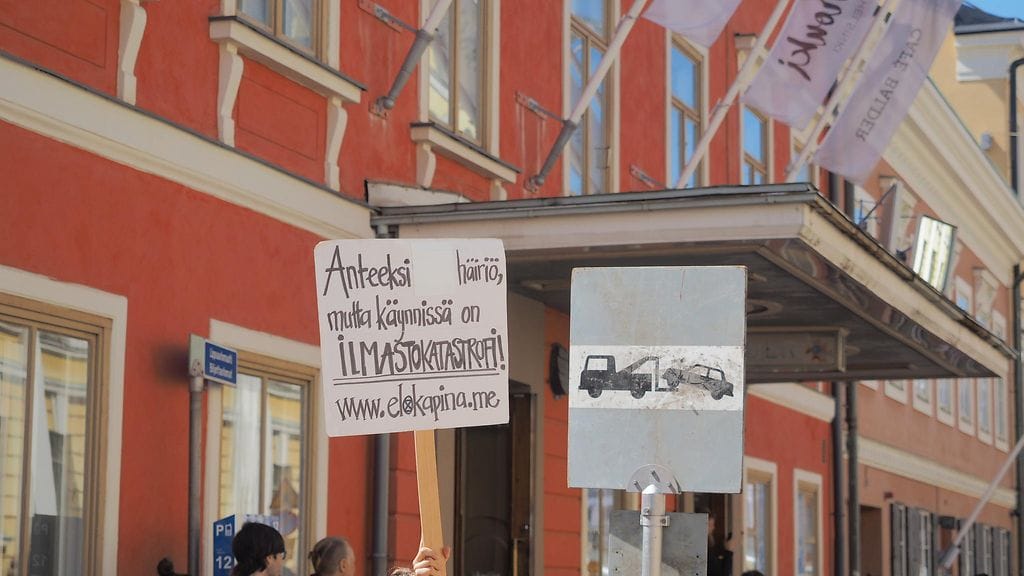 elokapina mielenilmaus valtioneuvoston linna