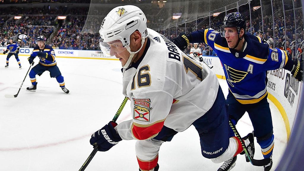 Aleksander Barkovin Florida Panthers kohtaa pudotuspelien karsintakierroksella New York Islandersin.