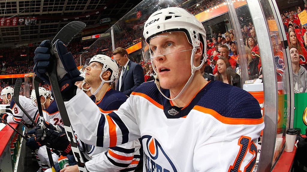 Edmonton Oilersin hyökkääjä Colby Cave kuoli keväällä kasvaimen aiheuttamaan aivoverenvuotoon.