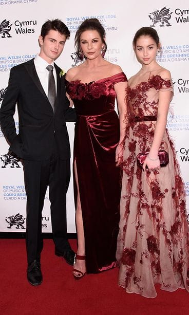 Dylan Michael Douglas Catherine Zeta Jones Carys Zeta Douglas