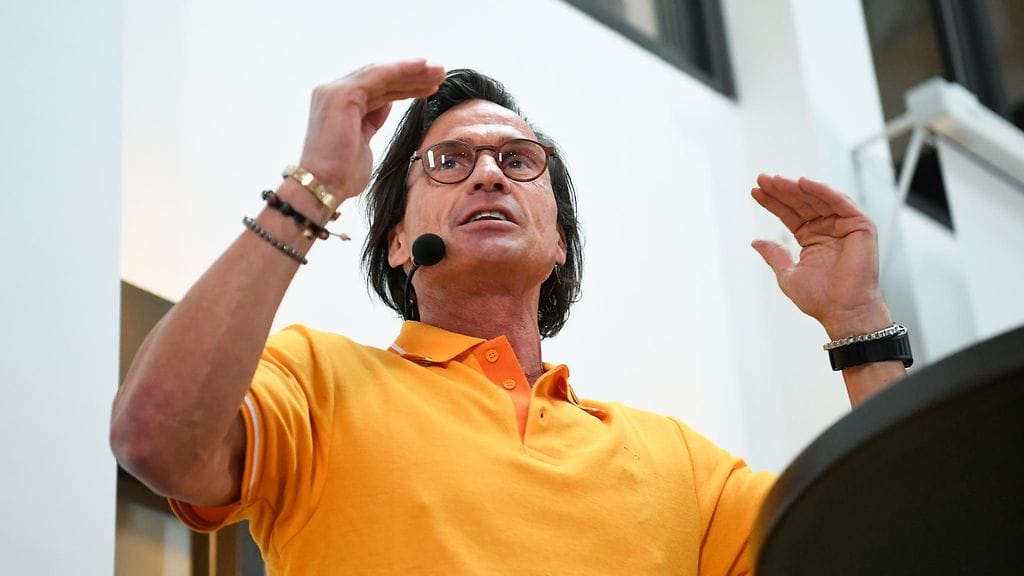 Hotellimiljardööri Petter Stordalen vuonna 2019. EPA.