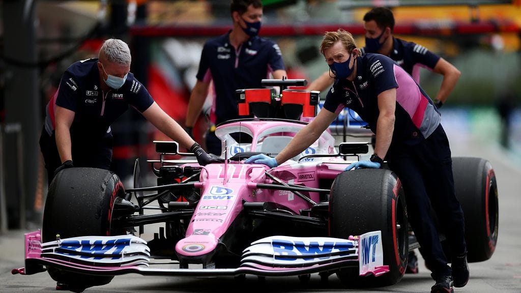 Racing Pointin auto on ollut katseiden kohteena F1-varikolla muutenkin kuin värityksensä takia.