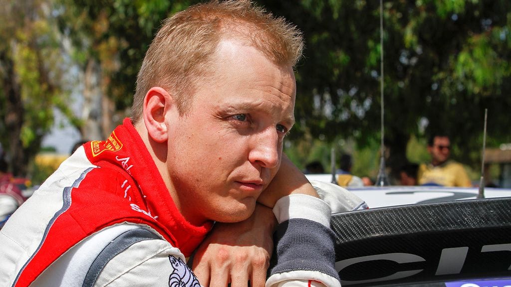 Mikko Hirvonen on 44 pistettä Sebastien Ogieria jäljessä.