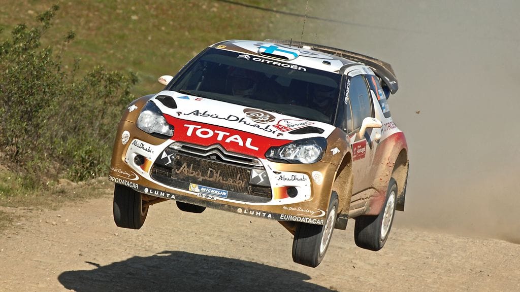 Mikko Hirvonen nousi sunnuntaina toiseksi Jari-Matti Latvalan kärsittyä teknisistä ongelmista.