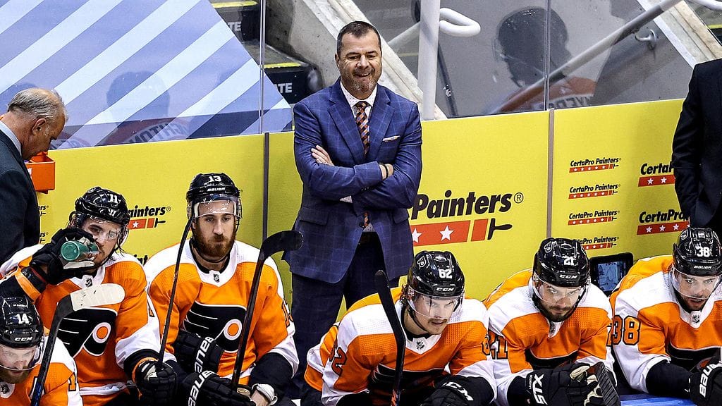 Vigneault on toiminut päävalmentajana NHL:ssä yhteensä 18 kauden ajan.