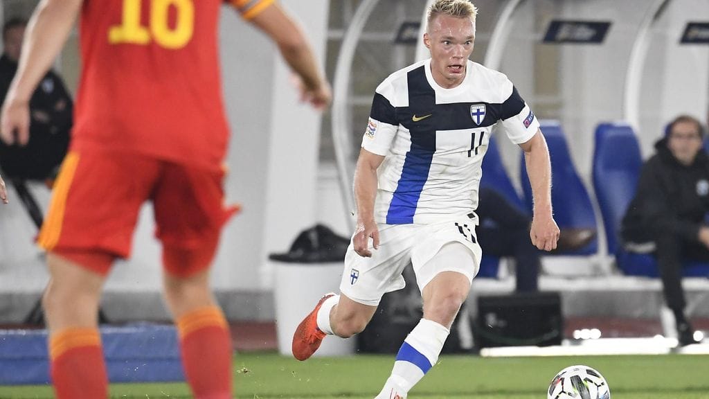 Ilmari Niskanen pelasi pirteän ottelun Walesia vastaan.