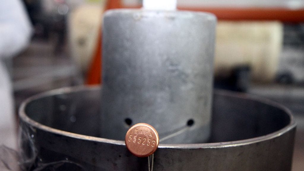 IAEA:n sinetti Natnazin uraanin rikastuslaitoksella Natanzissa, Iranissa vuonna 2014.