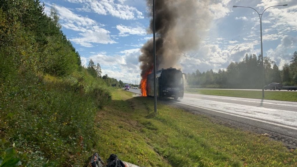 Finlanders keikkabussipalo 6