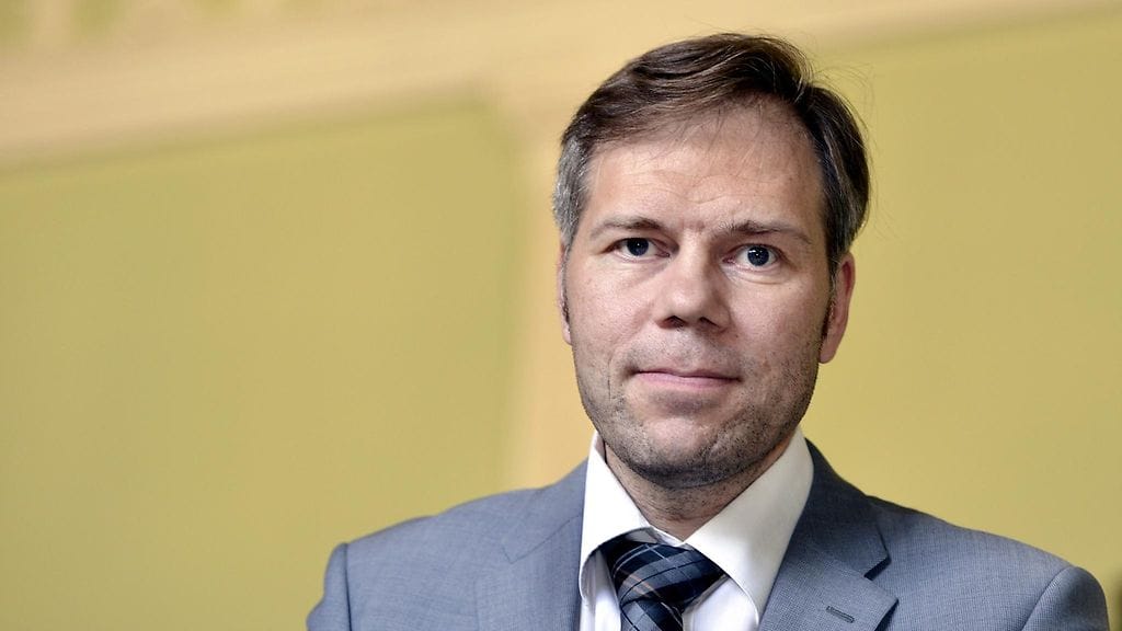 Valtiovarainministeriön kansliapäällikkö Juha Majasen mukaan inflaatiota suuremmat palkankorotukset laukaisisivat vaikean ja pitkäaikaisen kierteen. Majanen haluaakin ottaa selvää  hoitajien tilanteesta, sillä Tehy ja Super ovat vaatineet  palkankorotusten lisäksi viisivuotista palkkaohjelmaa.