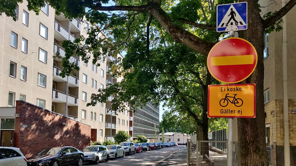 liikenneturva kielletty ajosuunta