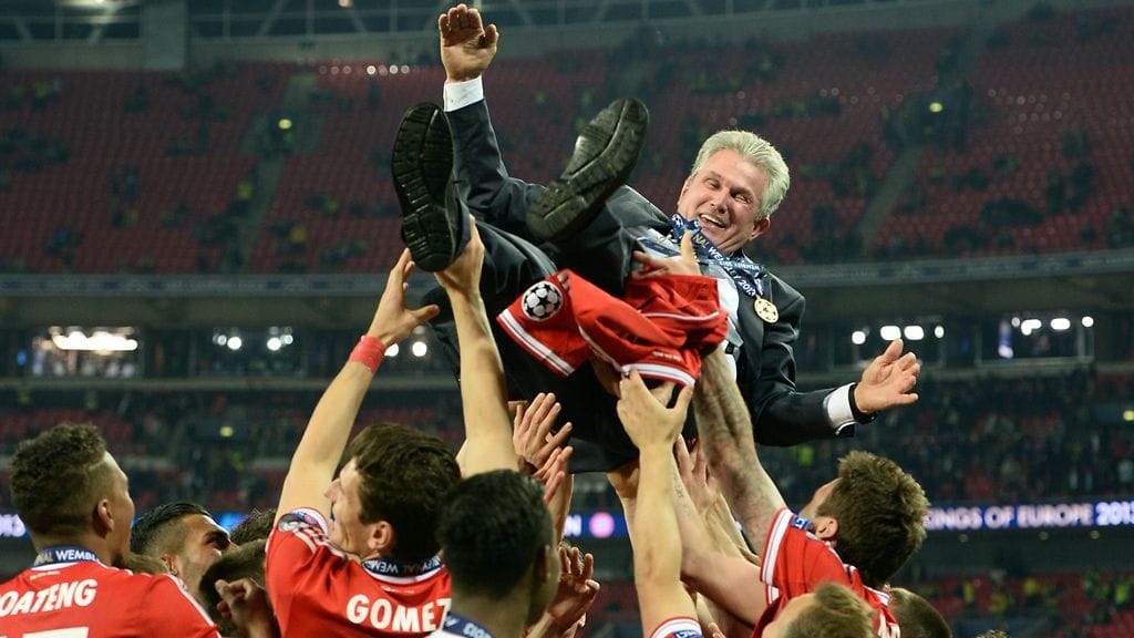 Jupp Heynckes hyppyytettävänä.