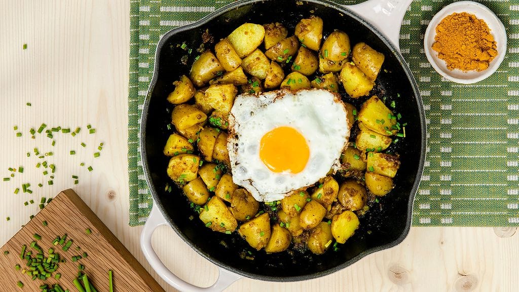 Testaa Hanna Gullichsenin pyttipannu. Kuva: Kaisu Jouppi/Otava.