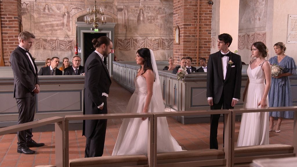 3854 01 jiri eva jere ressu nella monica haavieraat