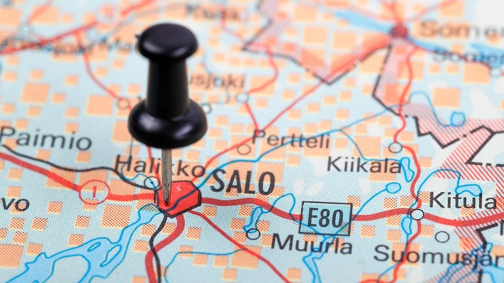 Poliisi kertoo, että nainen oli etsiytynyt edellisten asuinpaikkojensa tuntumaan.