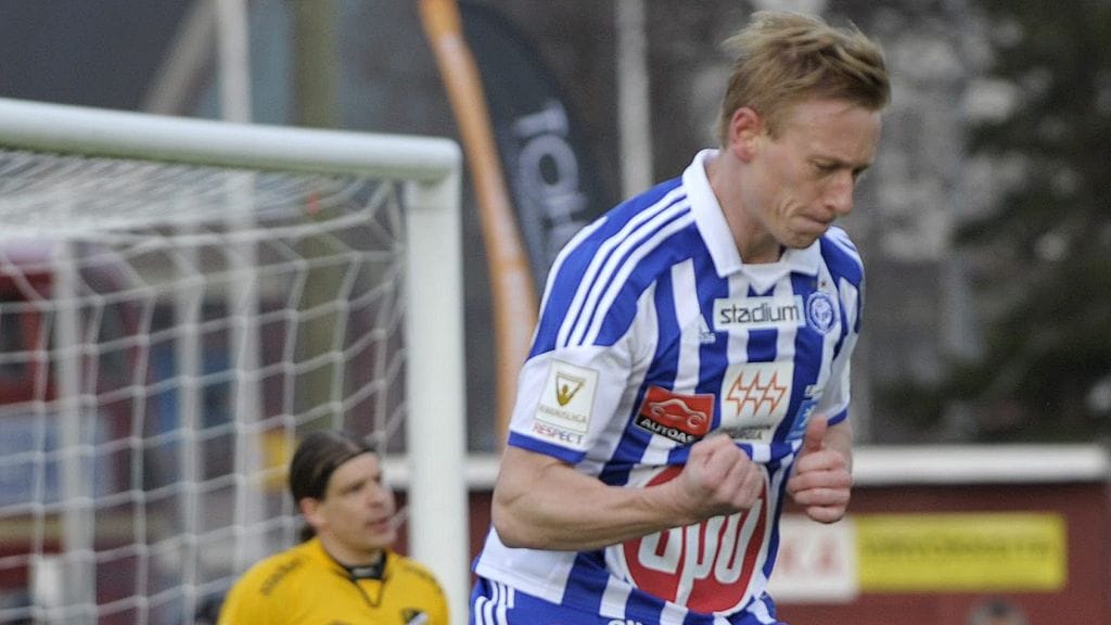 Mikael Forssell osui keskiviikkona. Kuva Honka-ottelusta kauden alusta.
