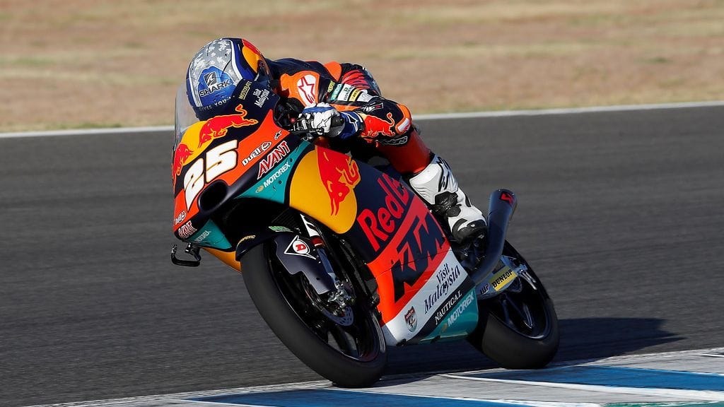 Raul Fernandez KTM-pyörän puikoissa.