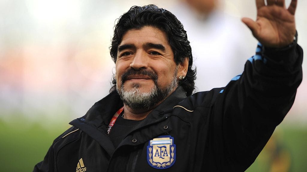 Diego Maradonan elämä päättyi keskiviikkona 60 vuoden iässä sydänkohtaukseen.