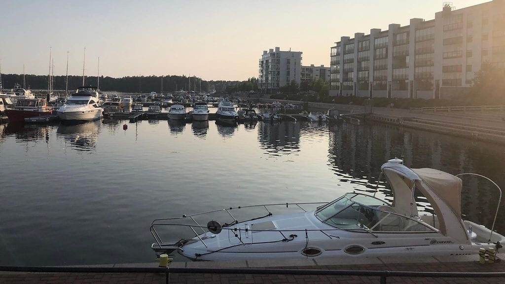 Kunnianloukkauksesta tuomittu mies oli pettynyt Helsingin kaupungin toimintaan Aurinkolahteen kaavailemansa liiketoiminnan osalta. Kirjoitukset menivät kuitenkin ylitse ja toivat hänelle tuomion.