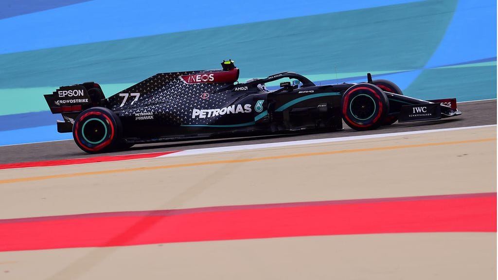 Valtteri Bottas pääsi vauhtiin Bahrainin F1-harjoituksissa.