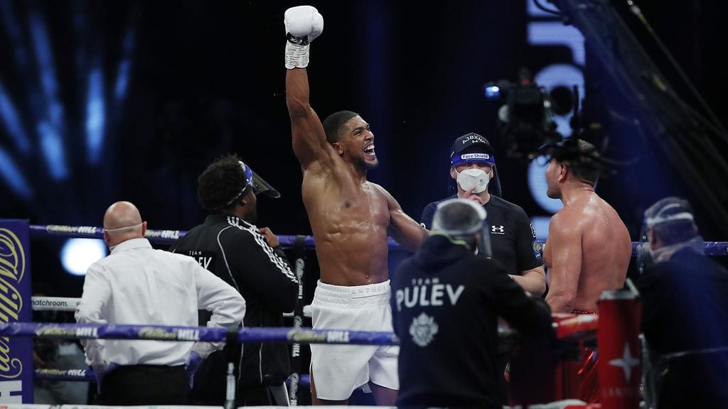 Anthony Joshua puolusti voitokkaasti MM-vöitään.