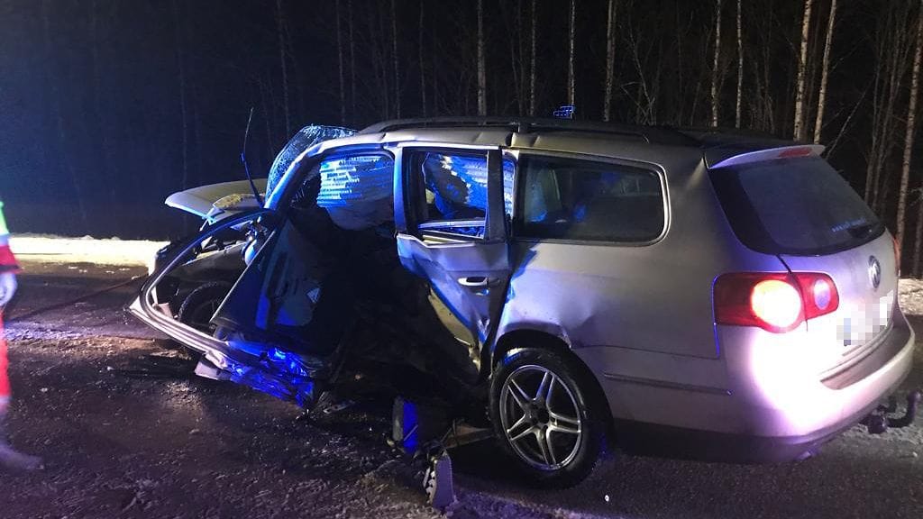 15.12. ähtäri kolari auto