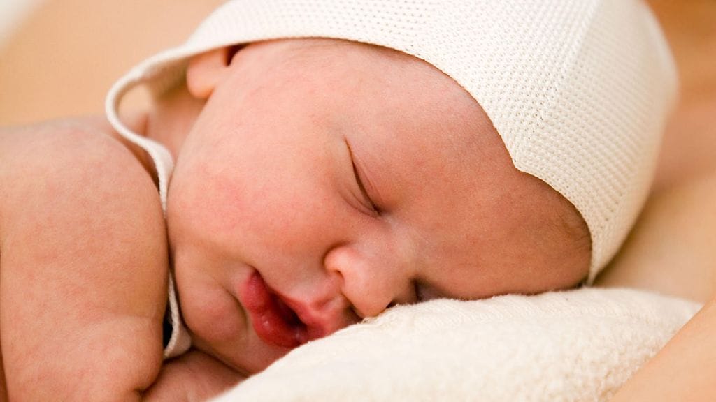 Arvo Ylppö -mitalin saanut Barbara K. Schmidt on maailmankuulu vastasyntyneiden lääketieteen tutkija. Kuvituskuva.