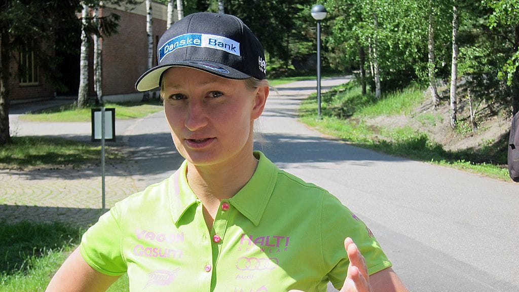 Tanja Poutiainen on onnellisesti kihloissa.