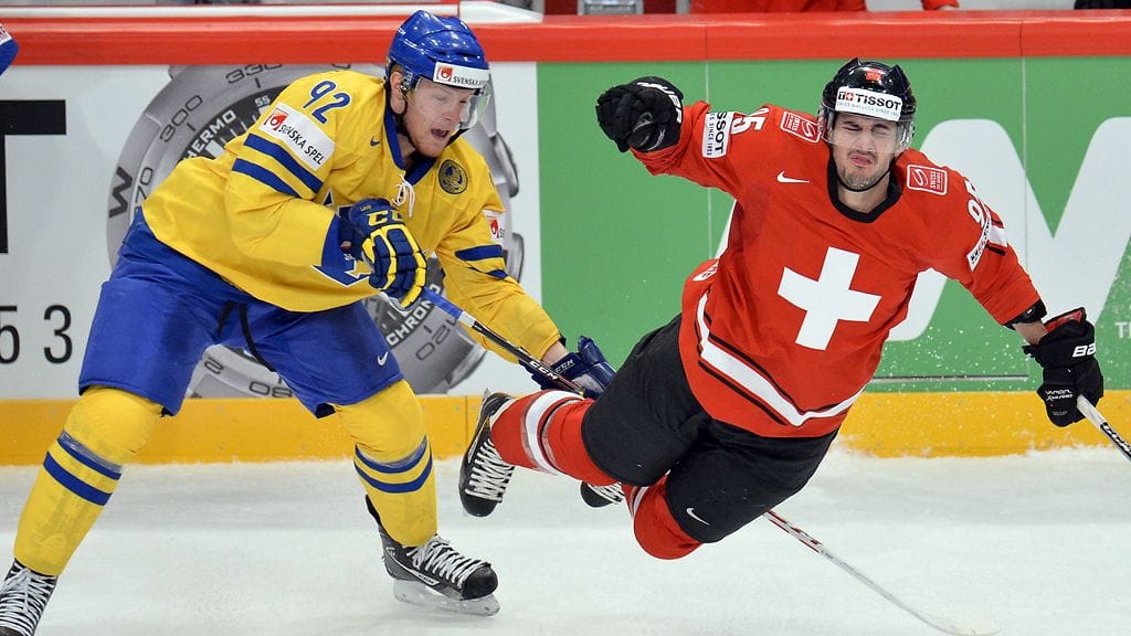 Gabriel Landeskog (vas.), Julian Walker