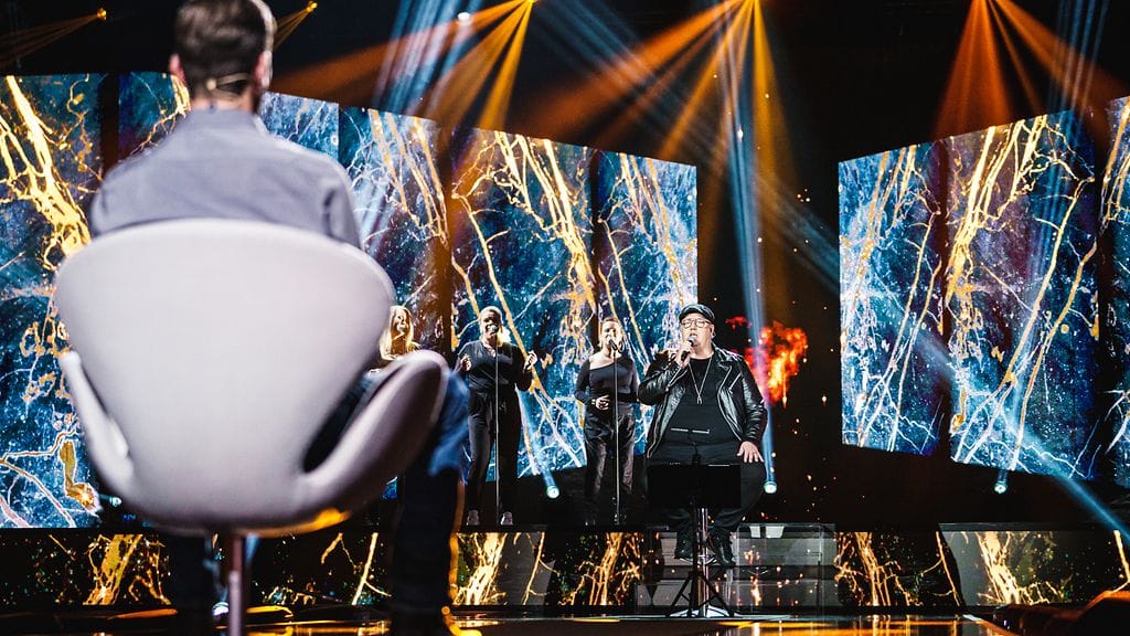 Laulu_rakkaudelle_S1_eps2_ArttuWiskari_esiintyy