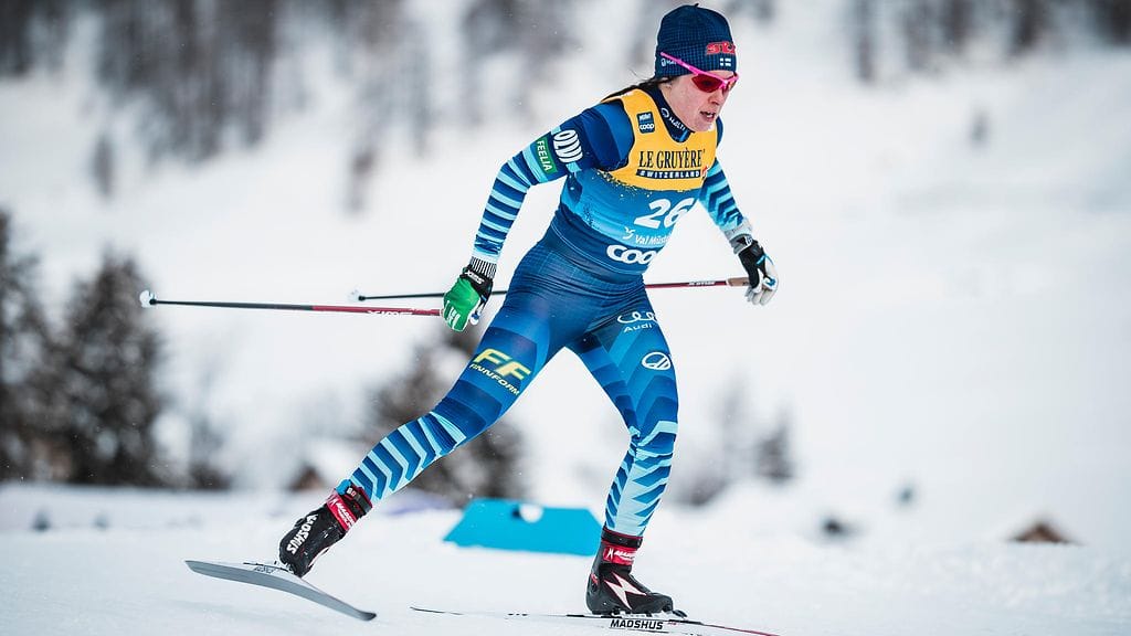 Krista Pärmäkoski halusi moottorikelkkakuskin ajavan kovempaa.