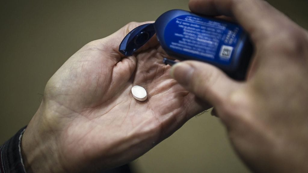 Otkes on aloittanut tutkinnan kotihoidon asiakkaan kuoltua apteekin virheen takia. Kuvituskuva.