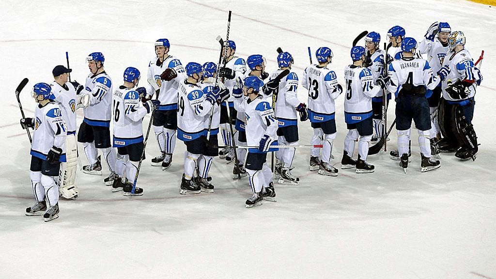 Suomi tuuletteli Venäjä-voiton jälkeen.