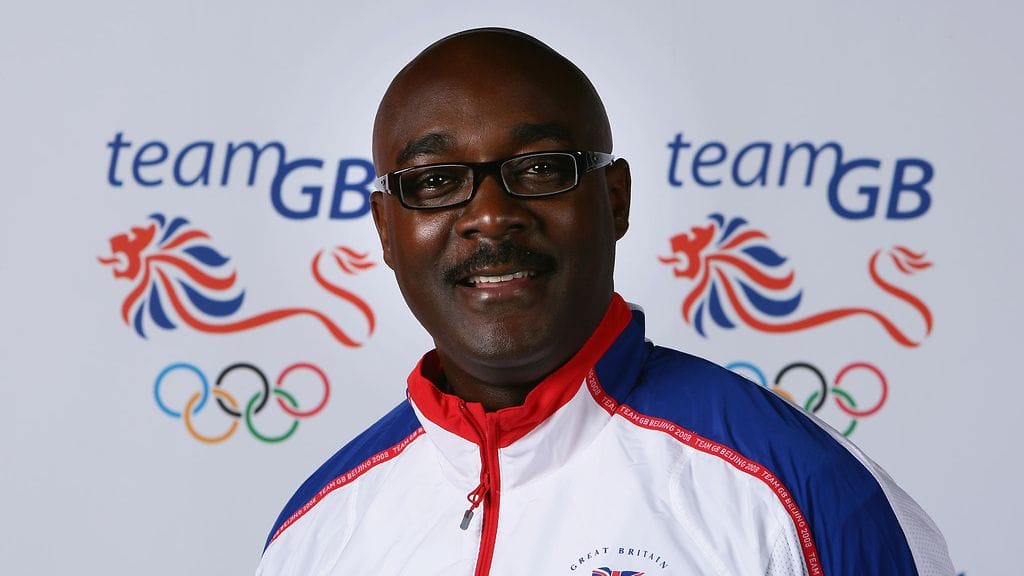 Menestynyt aitajuoksuvalmentaja Lloyd Cowan kuoli 58-vuotiaana.