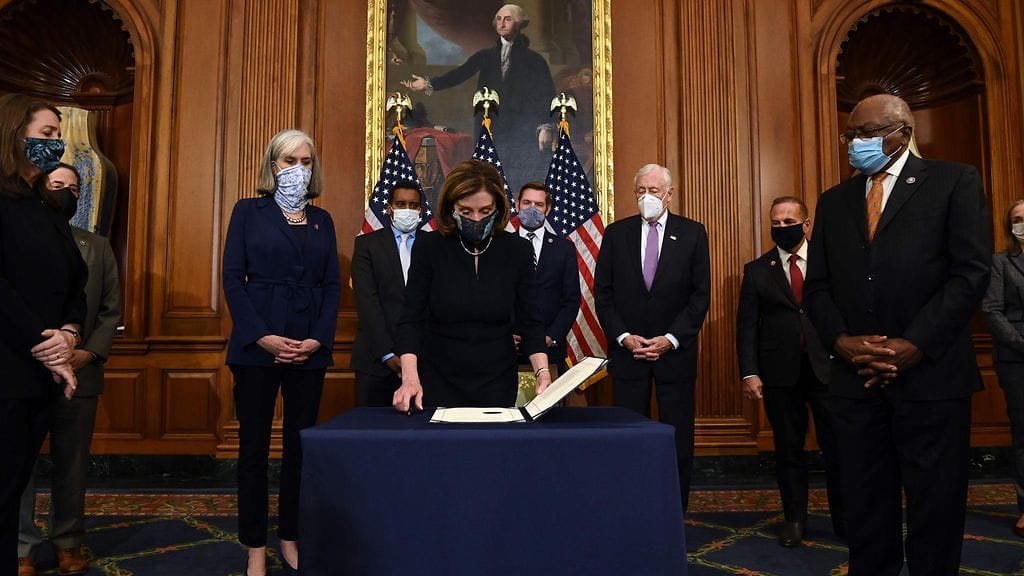 lehtikuva virkarikos aanestys trump