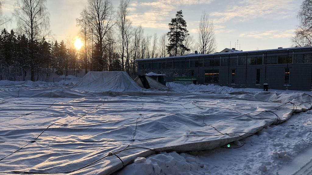 Lumikuorma, kuplahalli, Pakila