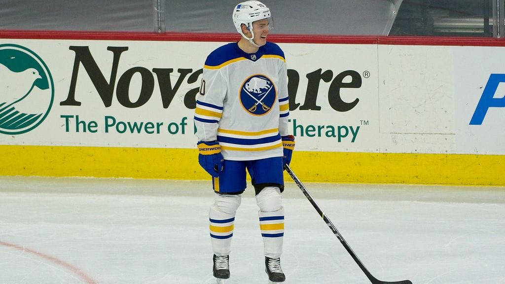 Henri Jokiharju viimeisteli kauden ensimmäisen häkkinsä.