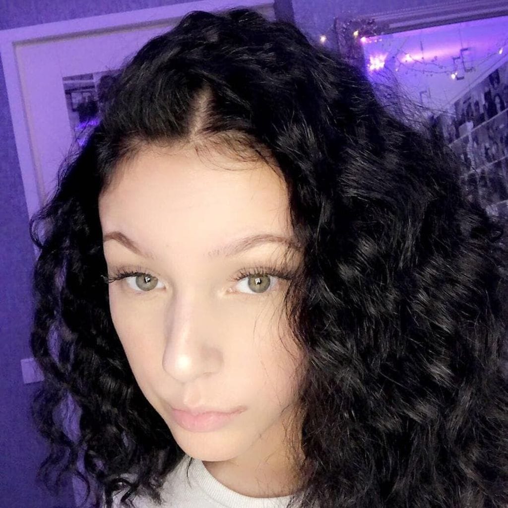 VAIN LIFESTYLEN KÄYTTÖÖN Laura Toikka selfie Lauran Toikkan kotialbumi