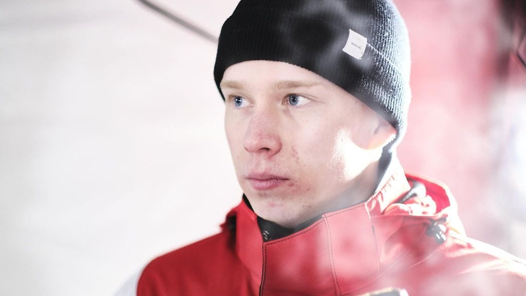 Kalle Rovanperä nousi EK3:lla kärkeen, mutta menetti rangaistuksensa takia ykköspaikan.