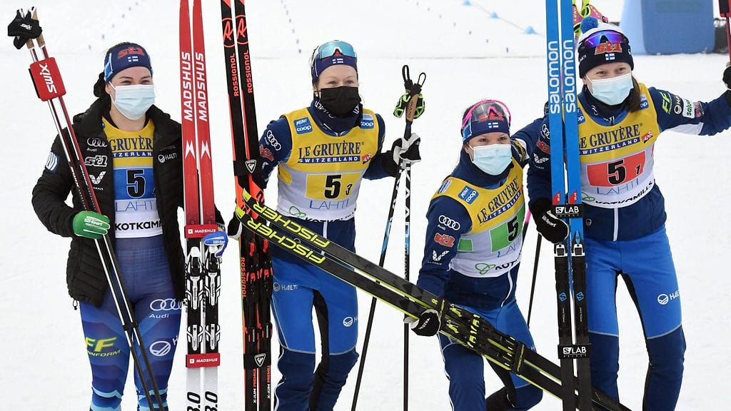 Suomen naisten viestijoukkue oli kolmas Salpausselän maailmancupin kisoissa.