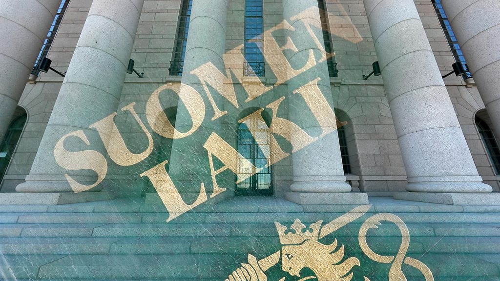 Lakia ehdotetaan muutettavaksi siten, että kiellon noudattamista valvoo poliisi ja teknisestä valvonnasta vastaisi Rikosseuraamuslaitos.