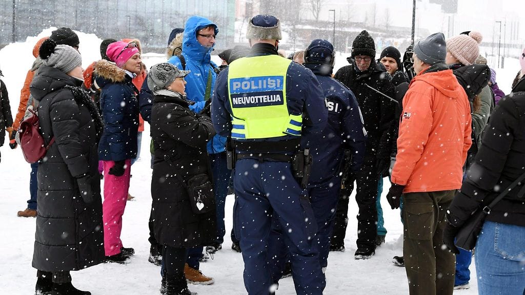 LK 30.1.2021 Helsinki mielenosoitus