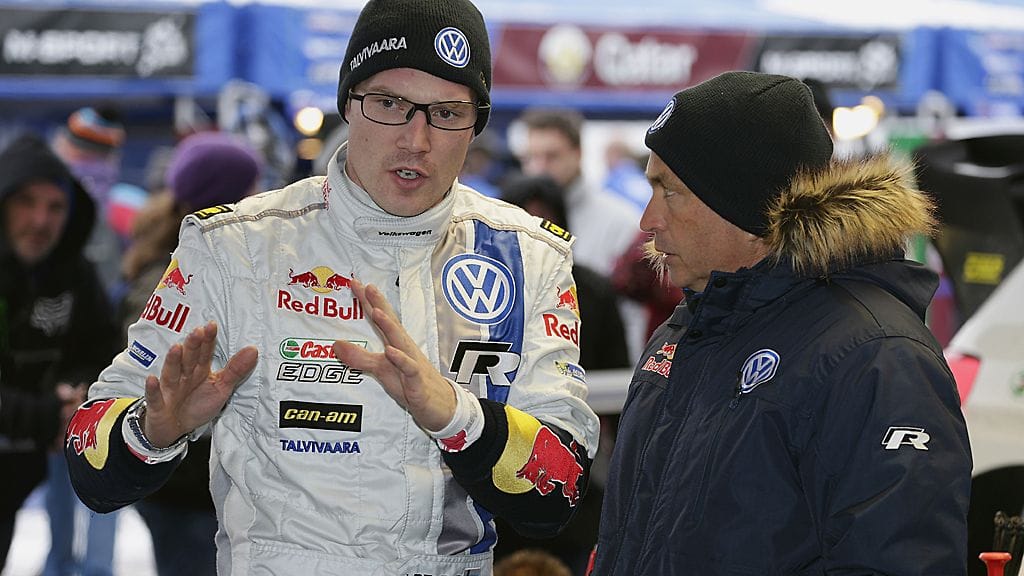 Jari-Matti Latvala ja Volkswagenin tallipäällikkö Jost Capito.