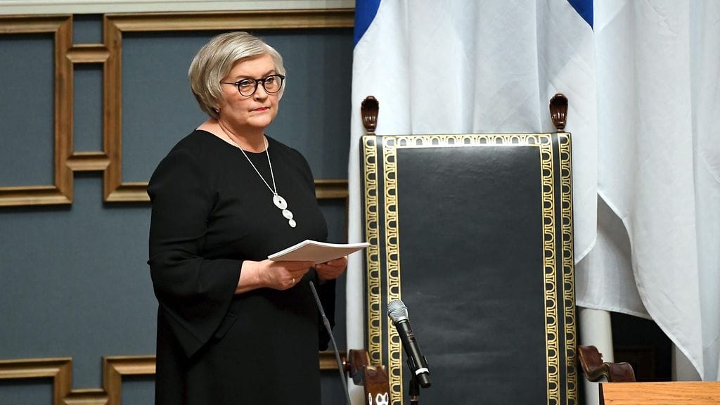 Eduskunnan puhemies Anu Vehviläinen (kesk.) pitää huomenna tiedotustilaisuuden VTV:n pääjohtajan tilanteesta.