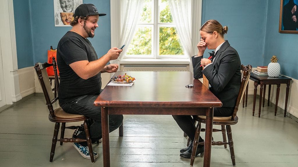 suurmestari_kausi2_jakso2_kalle_lamberg_pilvi_hamalainen_pyyda_pilvilta_anteeksi