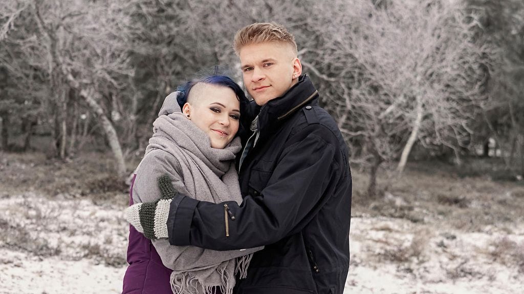 temptation_island_suomi_kausi_9_promo_pariskunnat_julia_henrikki_02_lars_johnson_photography