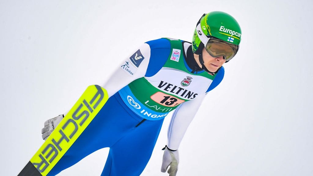 Eero Hirvonen ei osallistu yhdistetyn avauskilpailuun rannevaivan takia.