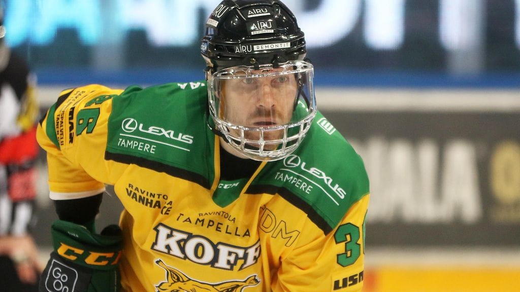 Anssi Salmela jatkaa Ilveksen riveissä loppukauden ajan.