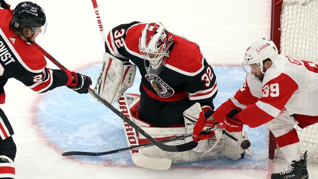 Kevin Lankinen pysäytti Chicagon maalilla 44 laukausta.